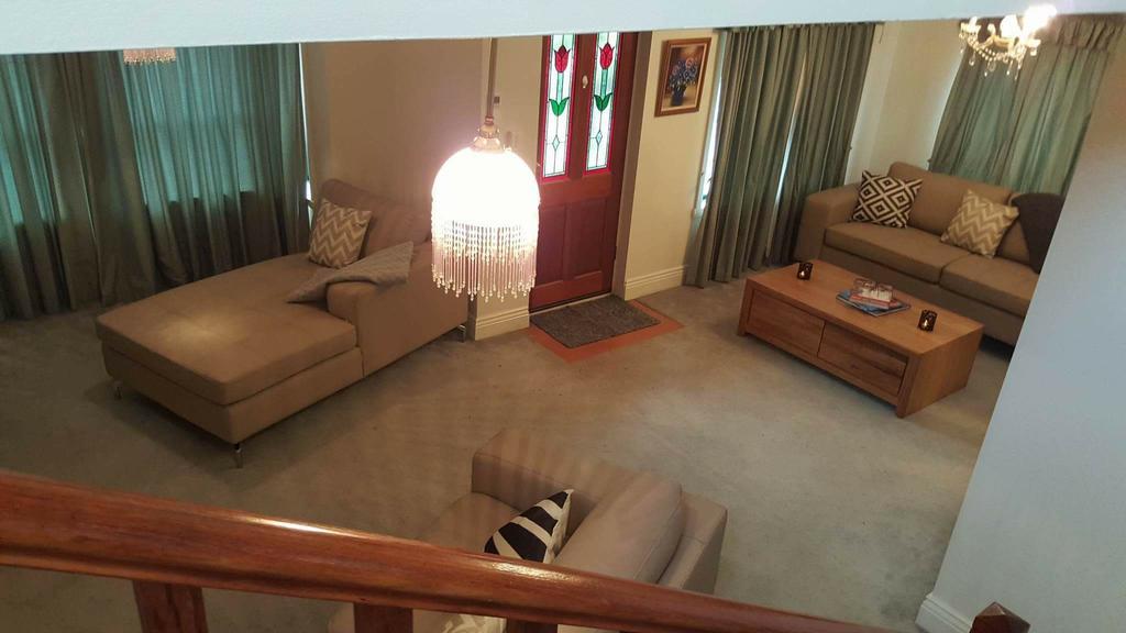 City Townhouse Walking Distance To City Launceston Luaran gambar