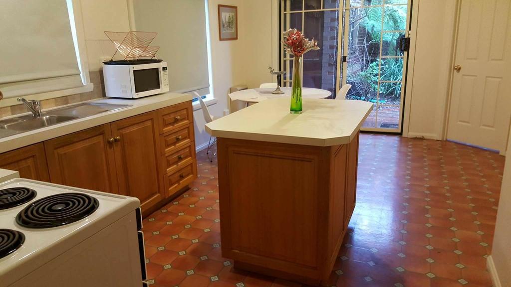 City Townhouse Walking Distance To City Launceston Luaran gambar